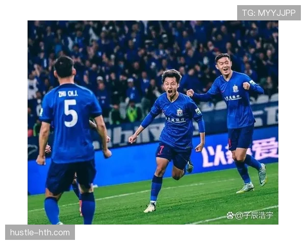 楚阿梅尼防守表现出色，稳步提升成为球队中场屏障