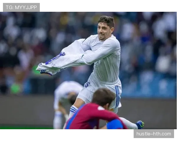 维尼修斯伤愈复出,状态回暖为球队注入新助力 维尼修斯伤愈复出,状态回暖为球队注入新助力